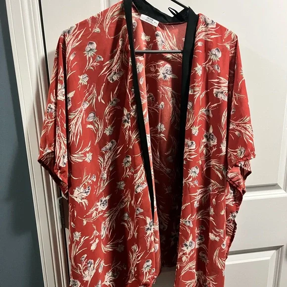 Ladies tunic - Picture 3 of 4